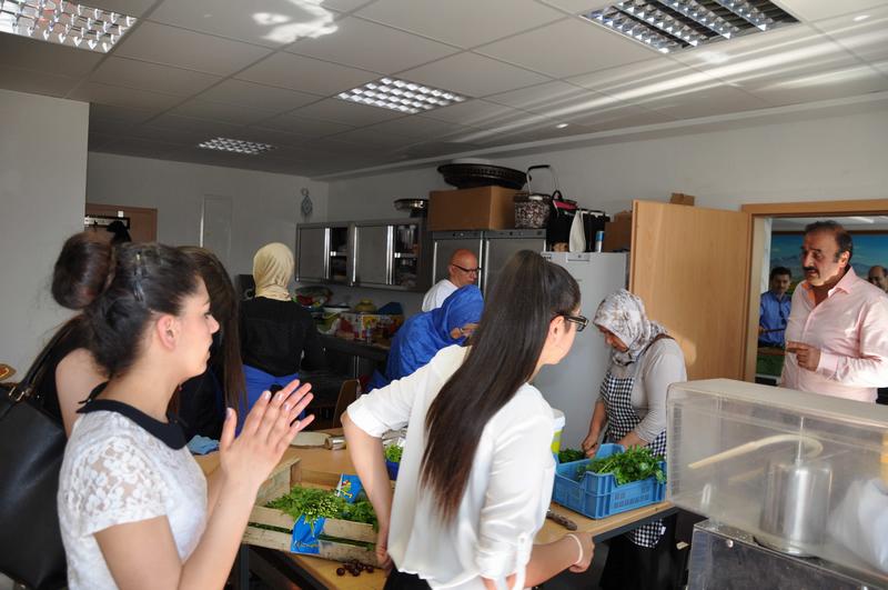 n_Cami acilis 120.jpg